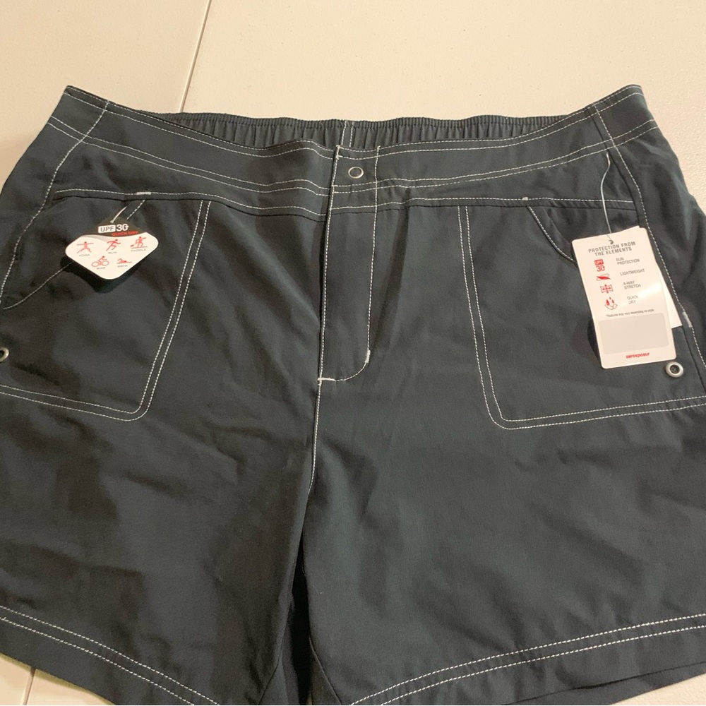 Kohl's black Women's Cargo Shorts